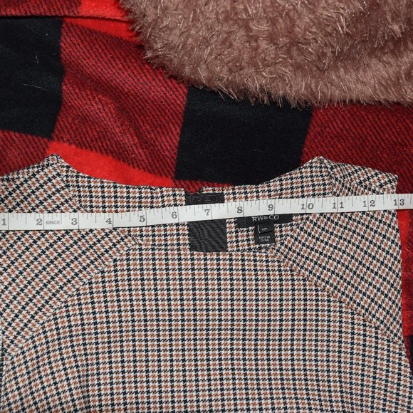 NWOT - Mid-length houndstooth dress - Picture 6 of 7